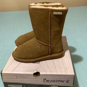Bearpaw Emma short boot